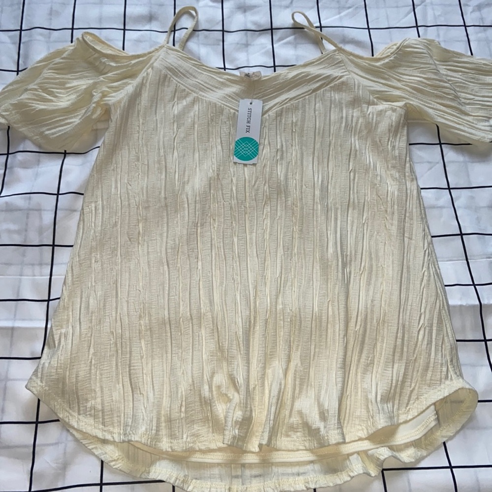 NEW Kaileigh Valette Back Detail Cold Shoulder Knit Top - Off White